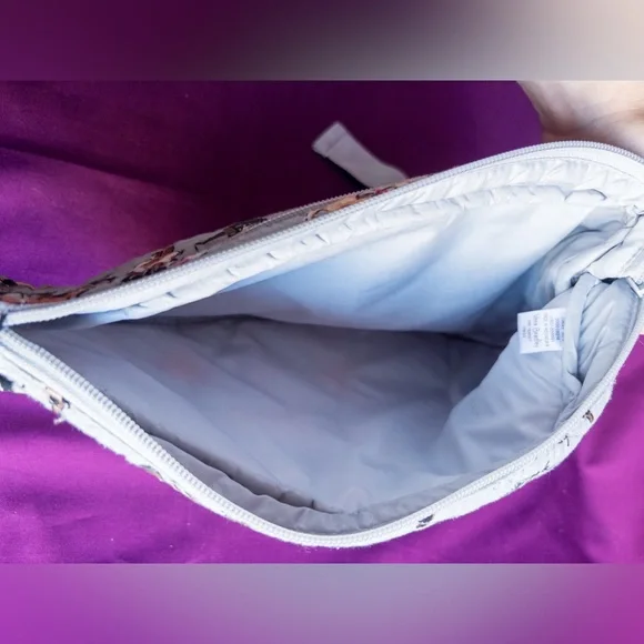 Vera Bradley Dog Print Sling Backpack Crossbody Quilted Bag - Picture 4 of 10